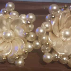 Beautiful elegant earrings for special occasion